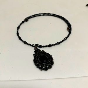 Black sparkly choker
